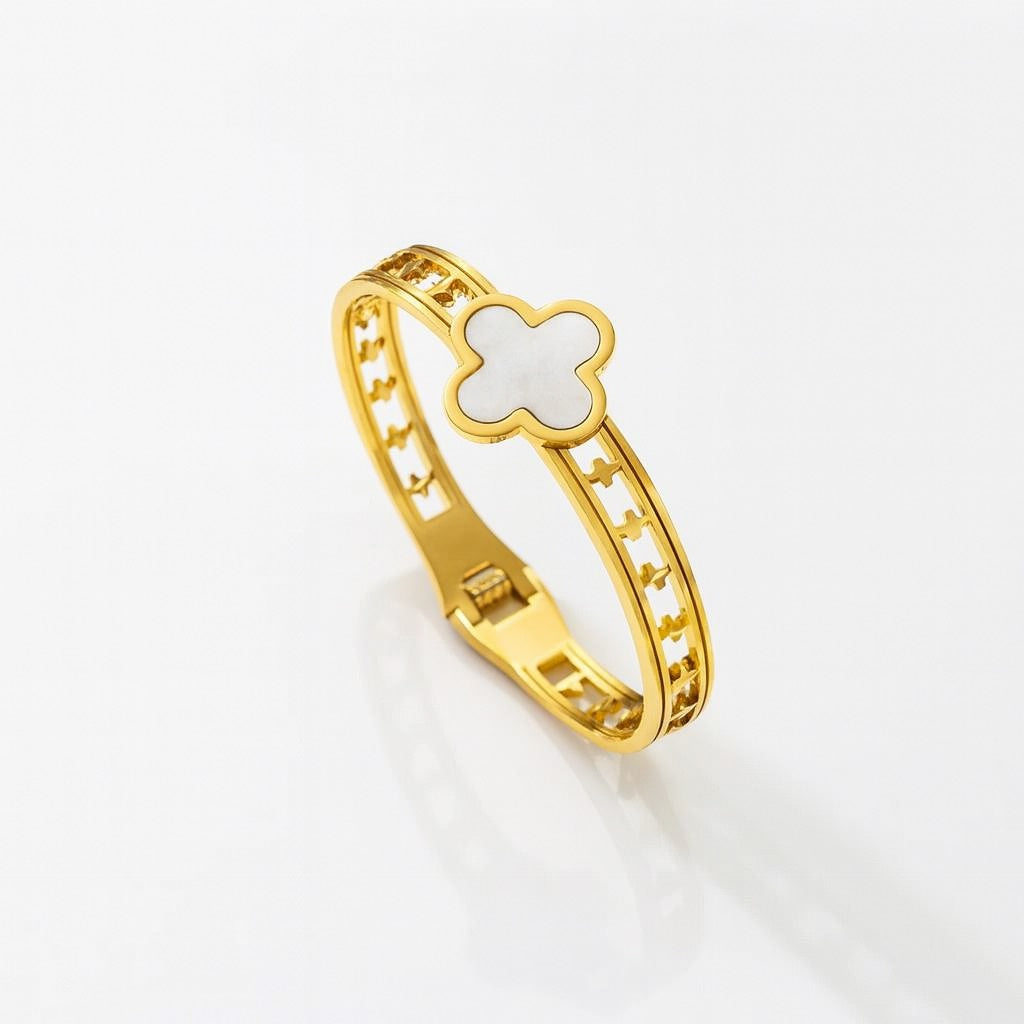 Clover Pop Bracelet