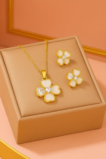 Eternal Bloom Necklace Set